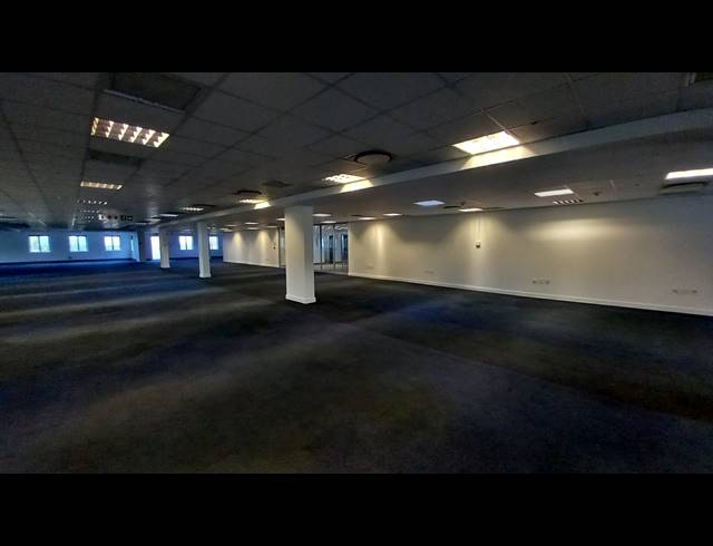 1,425M² OFFICE TO LET IN BRYANSTON
